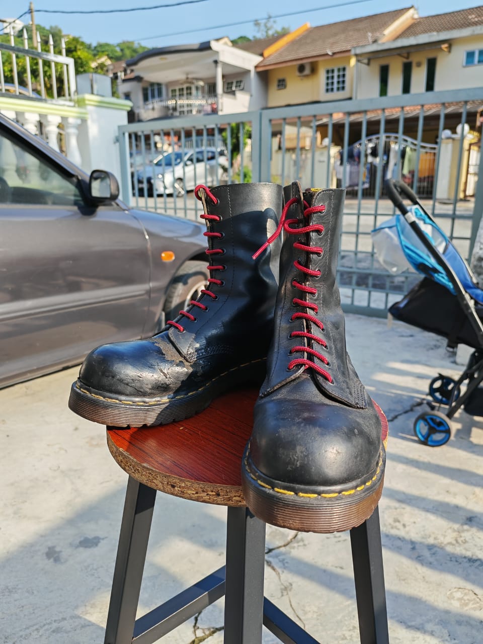 Dr martens steeltoe boots